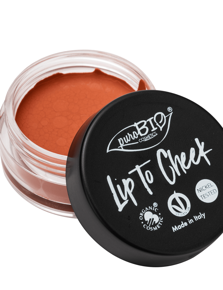 Lip-to-Cheek-purobio-1-carrot-open